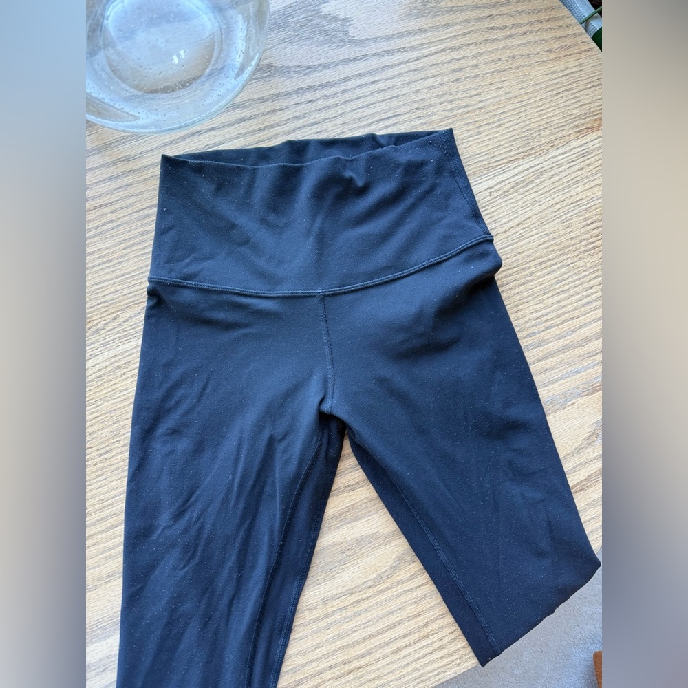 Lululemon Align high waisted 28 inch size 4 black leggings